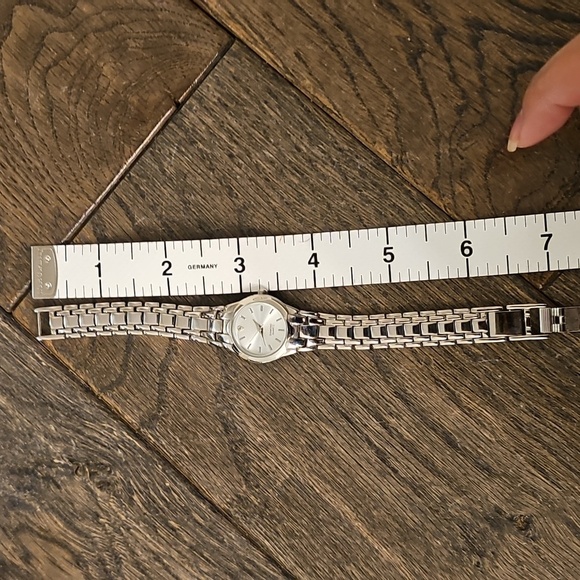 Quartz Diamond Watch - Picture 3 of 6